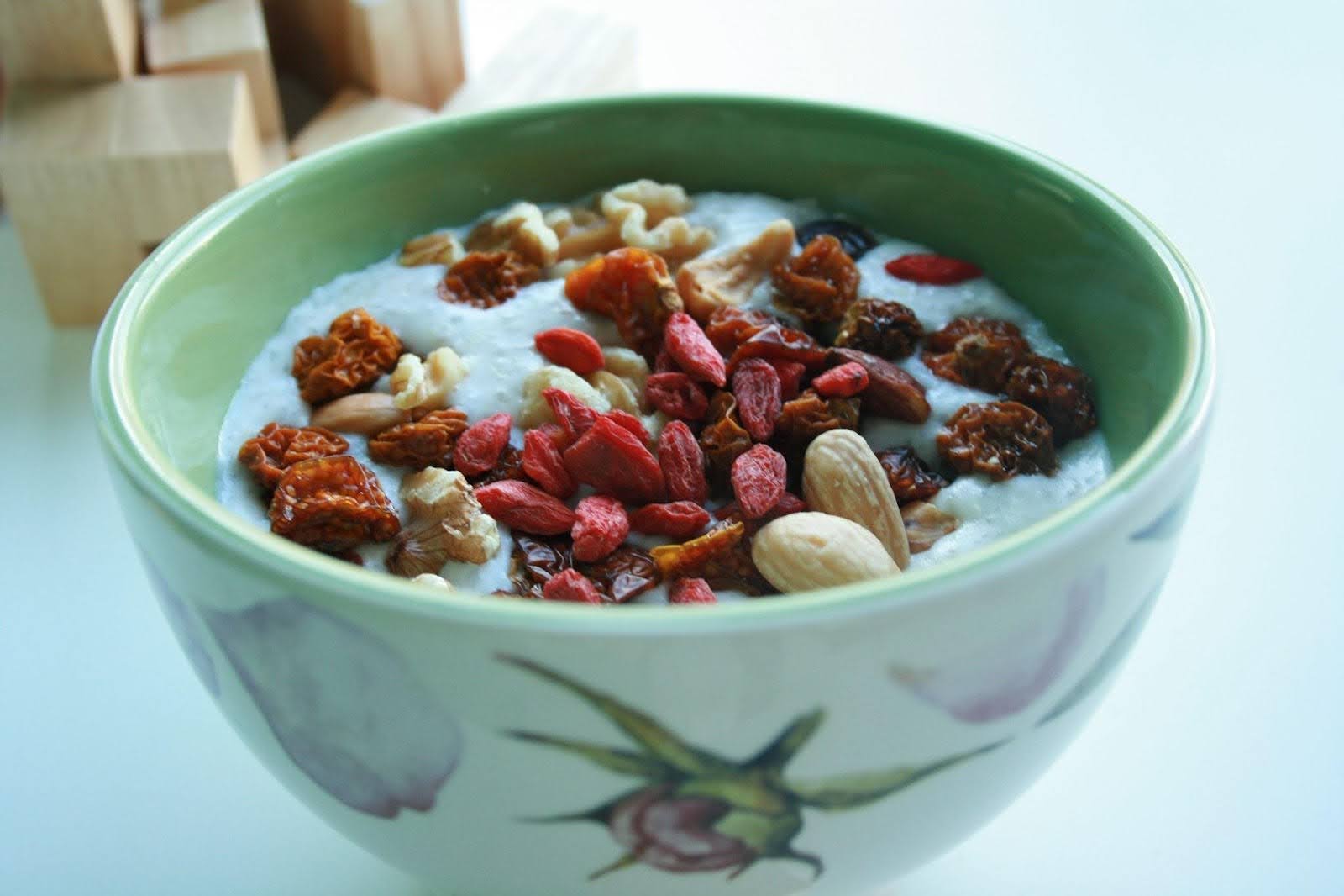 Muesli aux Baies de Goji et Yaourt Grec